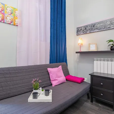 Apartament Z Balkonem Blisko Starego Miasta By Renters *
