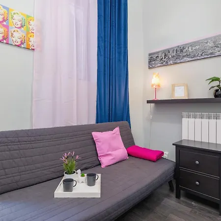 Daire Z Balkonem Blisko Starego Miasta By Renters