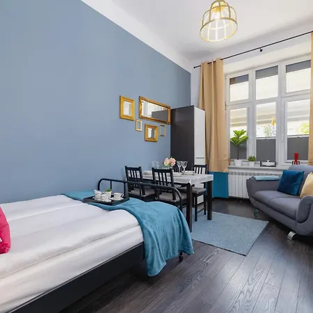 Daire Z Balkonem Blisko Starego Miasta By Renters Krakow