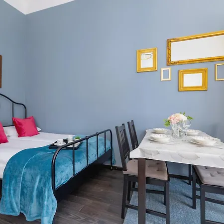 Z Balkonem Blisko Starego Miasta By Renters Apartment Krakow